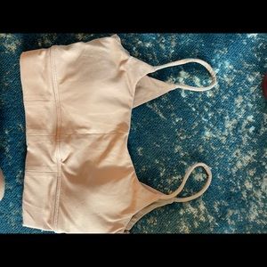 Free spirit V back sports bra